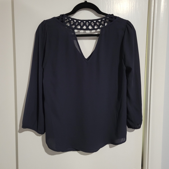Navy Flowy Top - Picture 4 of 4